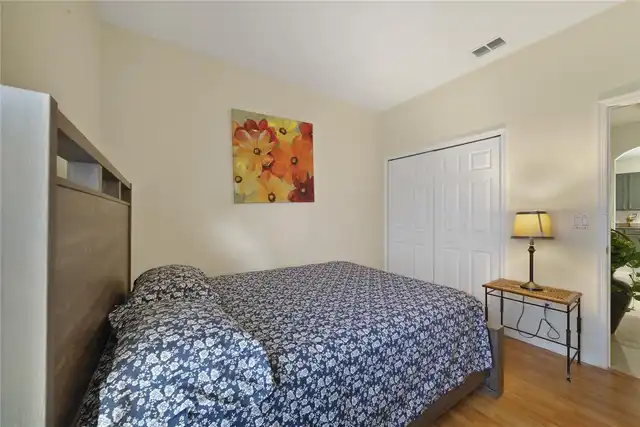Listing Photo 15