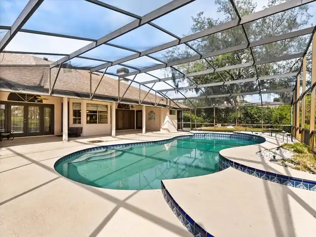 Listing Photo 19