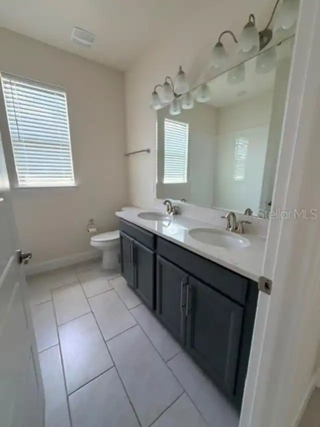 Listing Photo 9