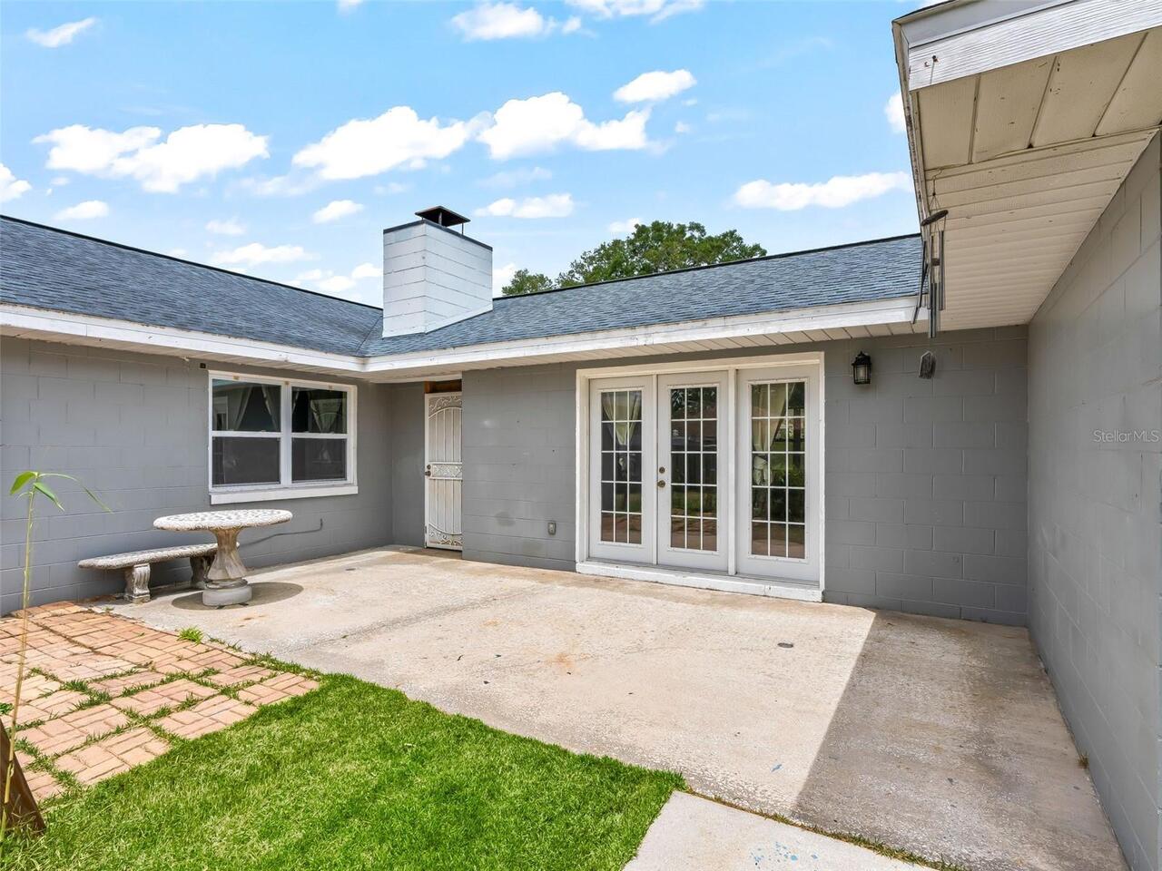 Listing Photo 6
