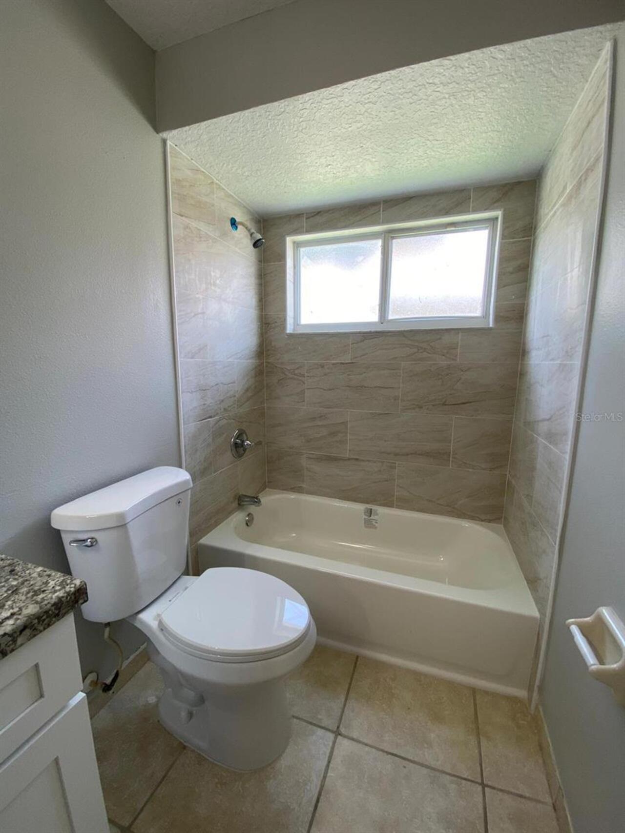 Listing Photo 9