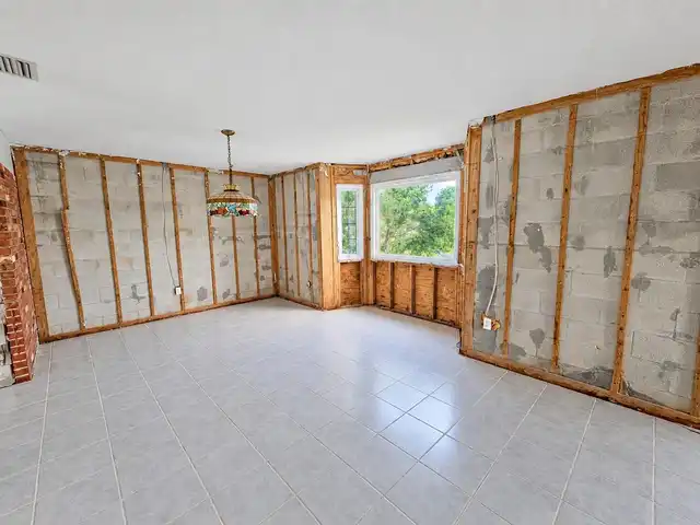 Listing Photo 13