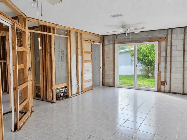 Listing Photo 33
