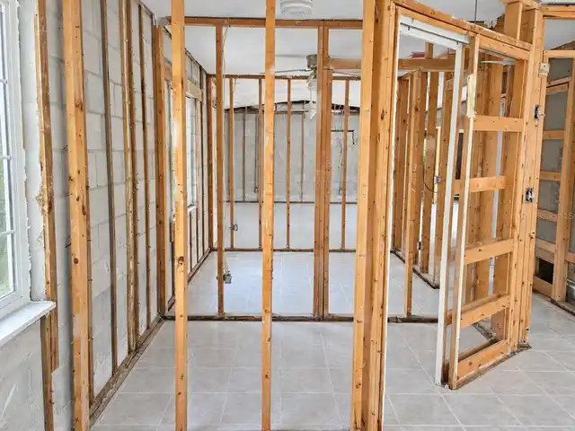 Listing Photo 34
