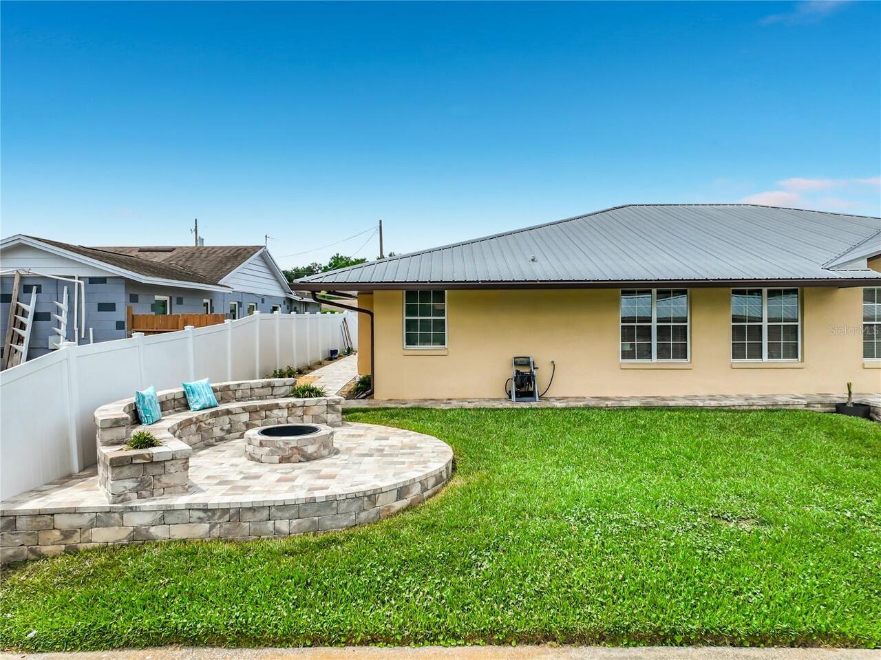 Listing Photo 15