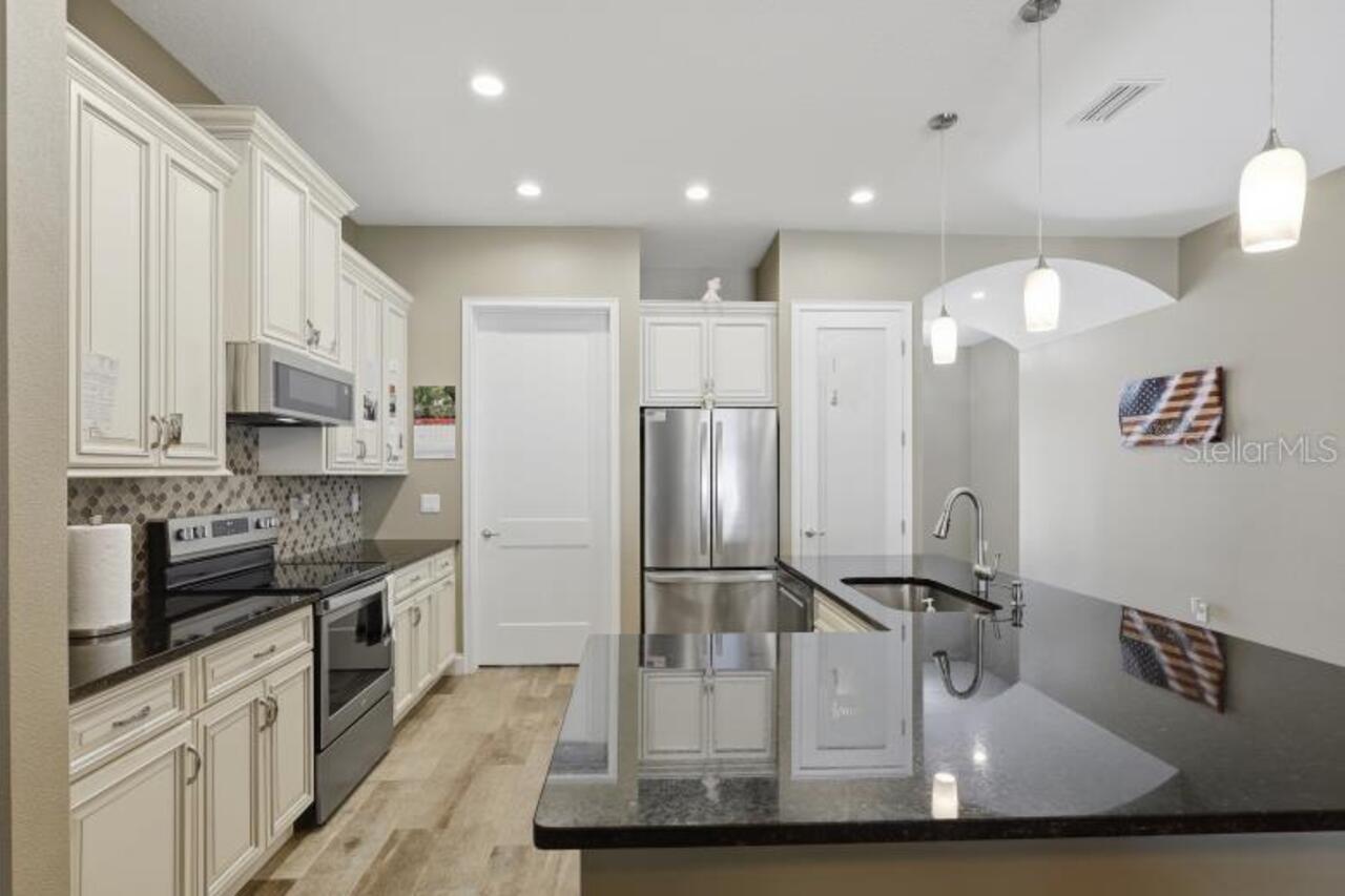 Listing Photo 15