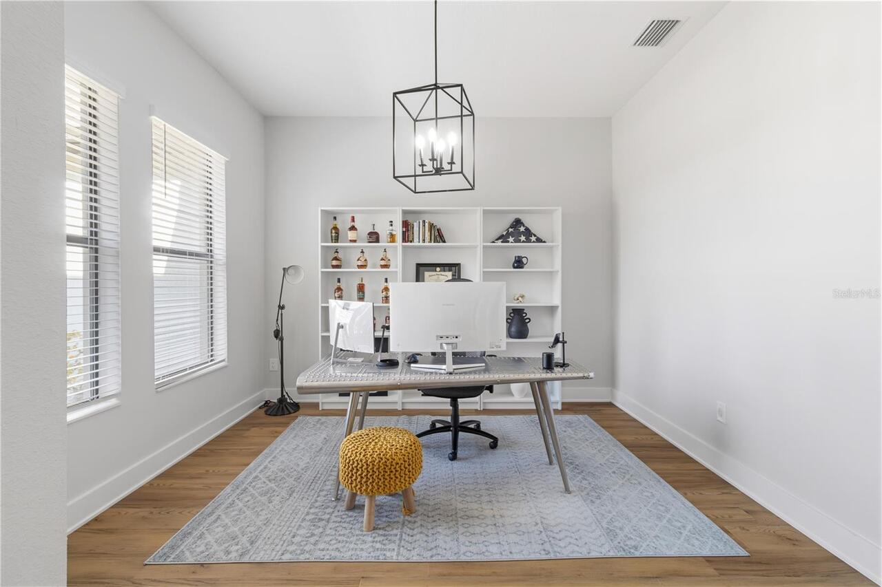 Listing Photo 18