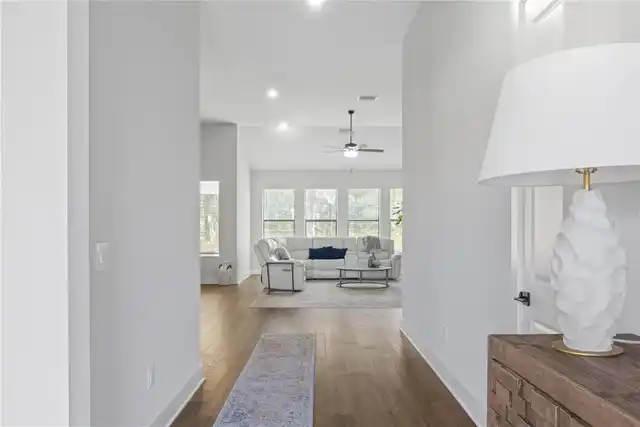 Listing Photo 8