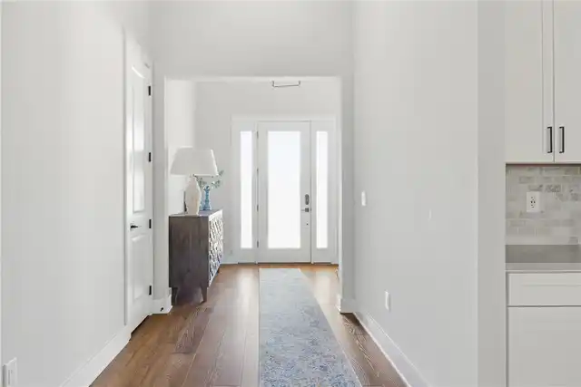 Listing Photo 9