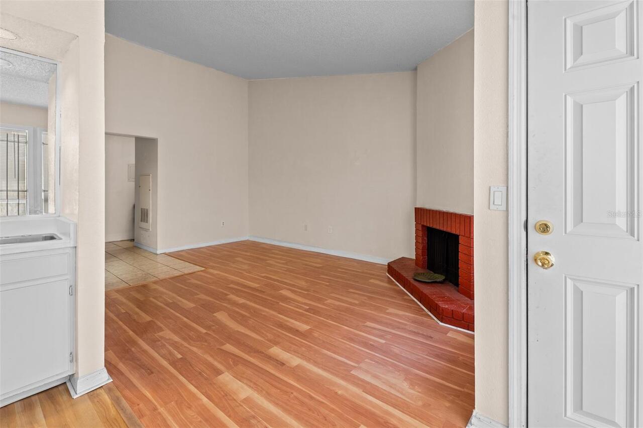 Listing Photo 7