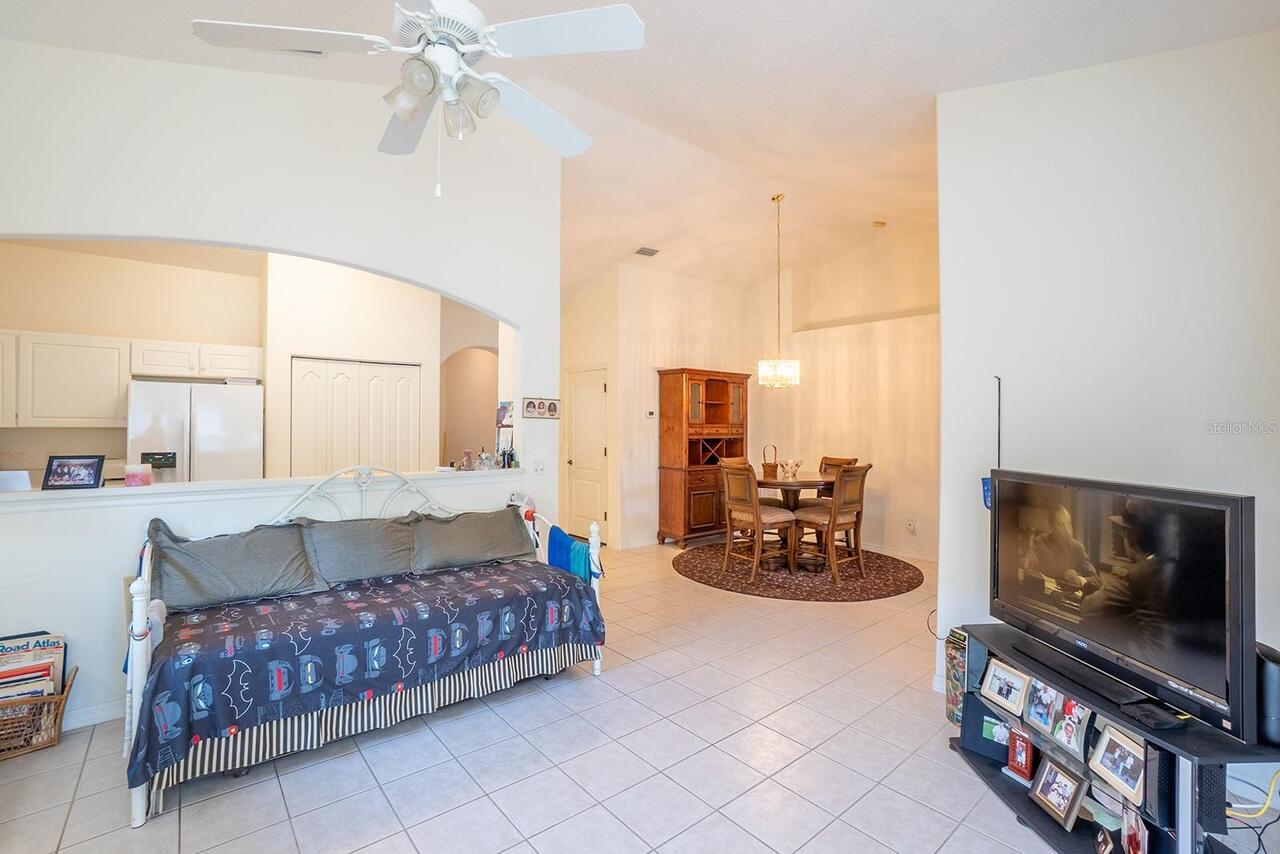 Listing Photo 7