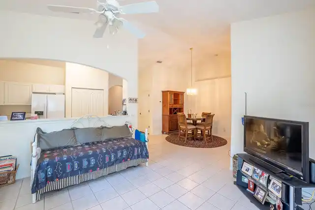 Listing Photo 7