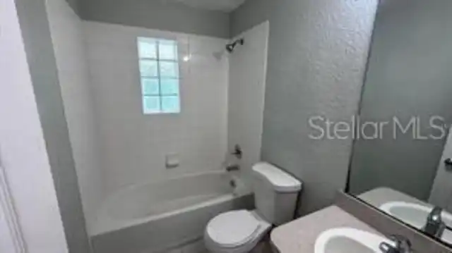 Listing Photo 7