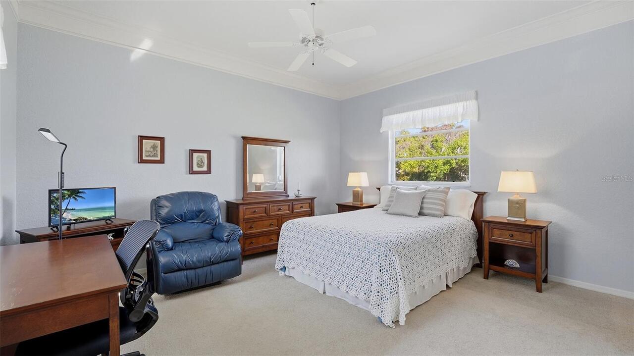 Listing Photo 33