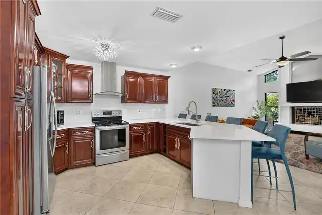 Listing Photo 17