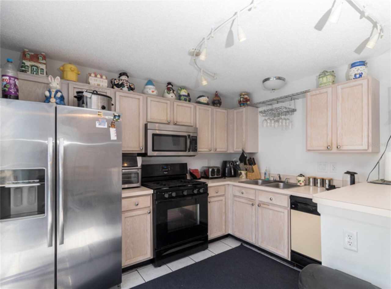 Listing Photo 9
