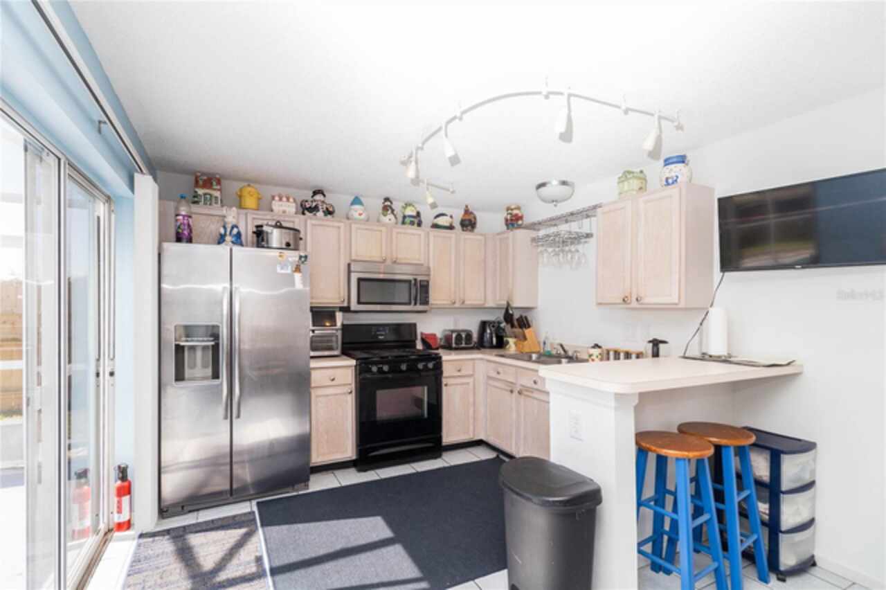 Listing Photo 10