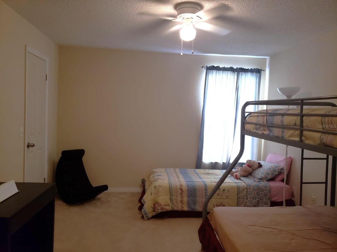 Listing Photo 12