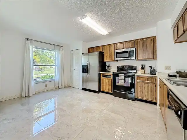 Listing Photo 20