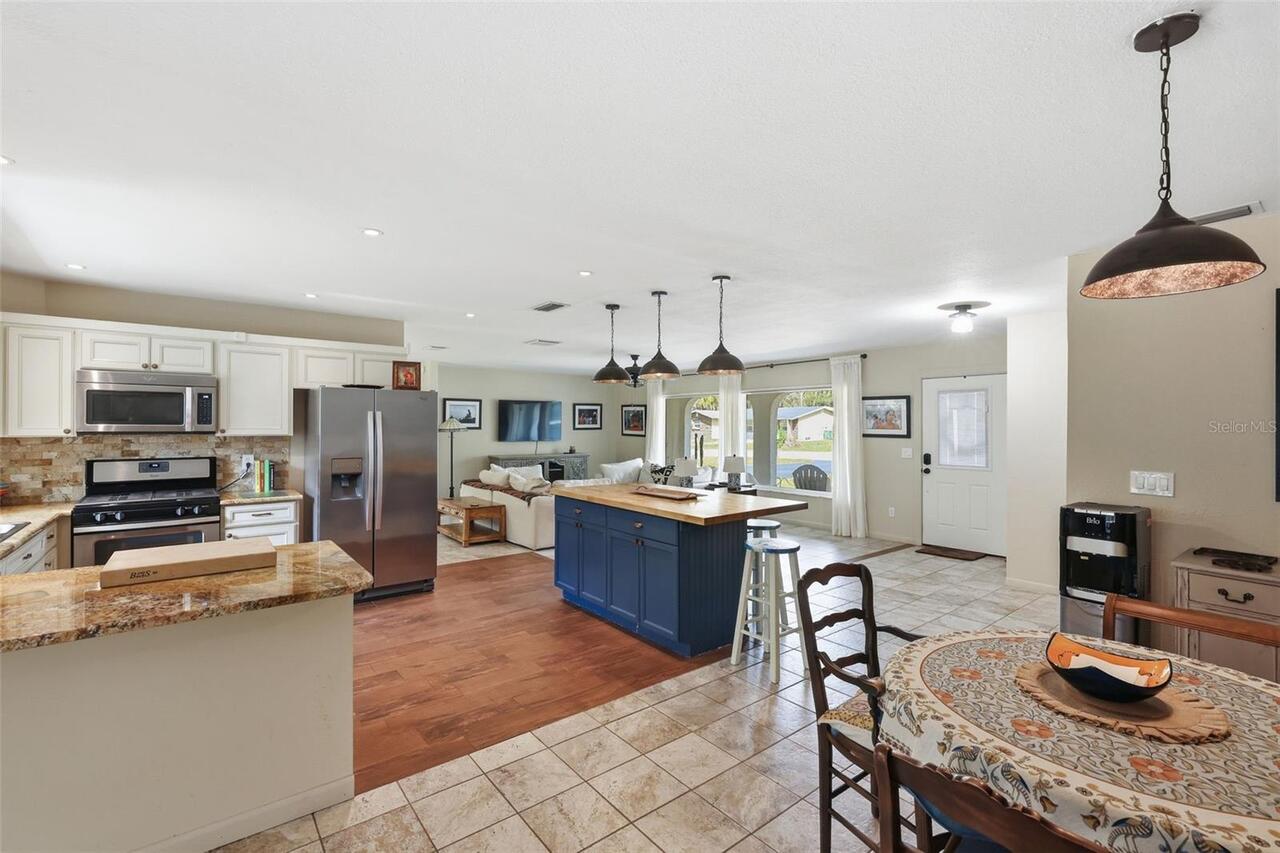 Listing Photo 15