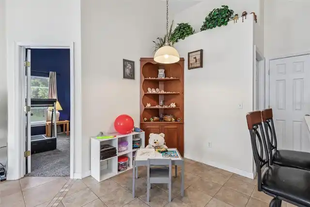 Listing Photo 7