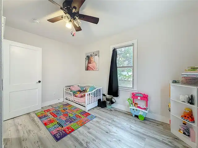 Listing Photo 19