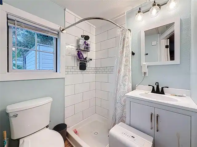 Listing Photo 43