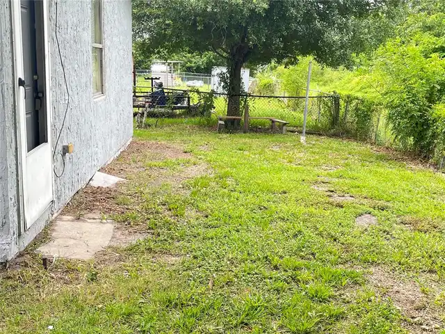 Listing Photo 14