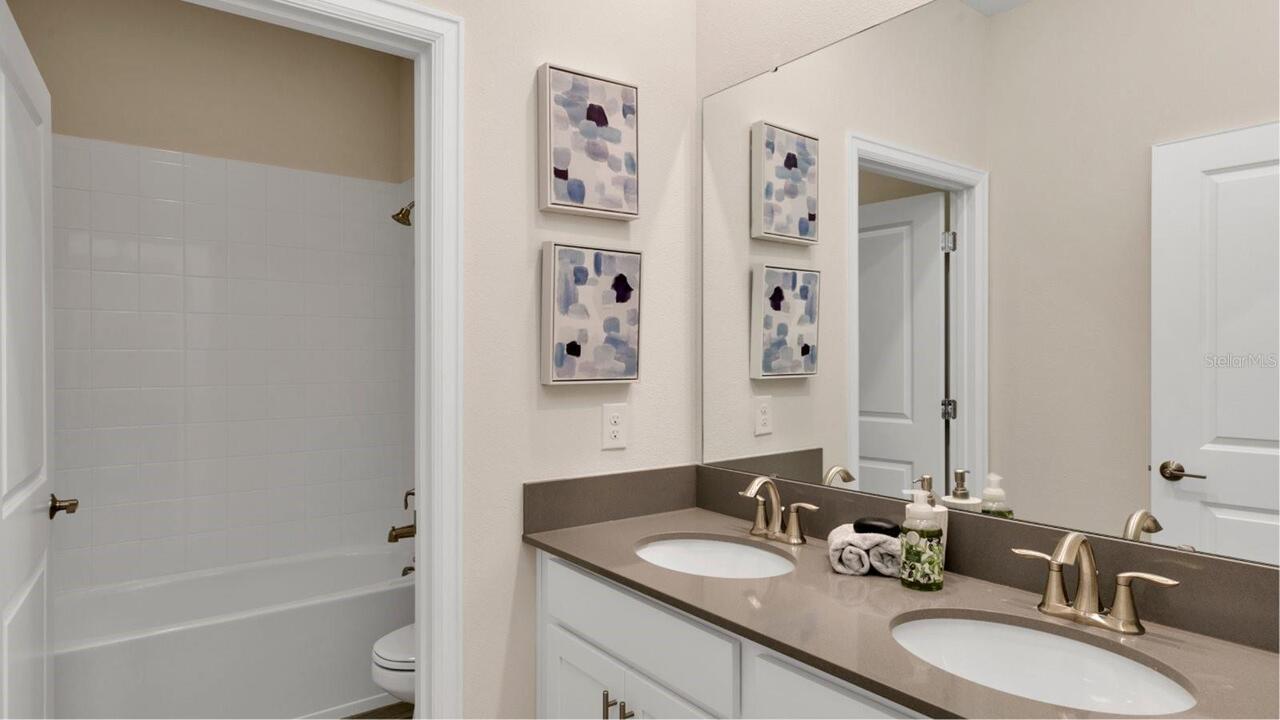 Listing Photo 10