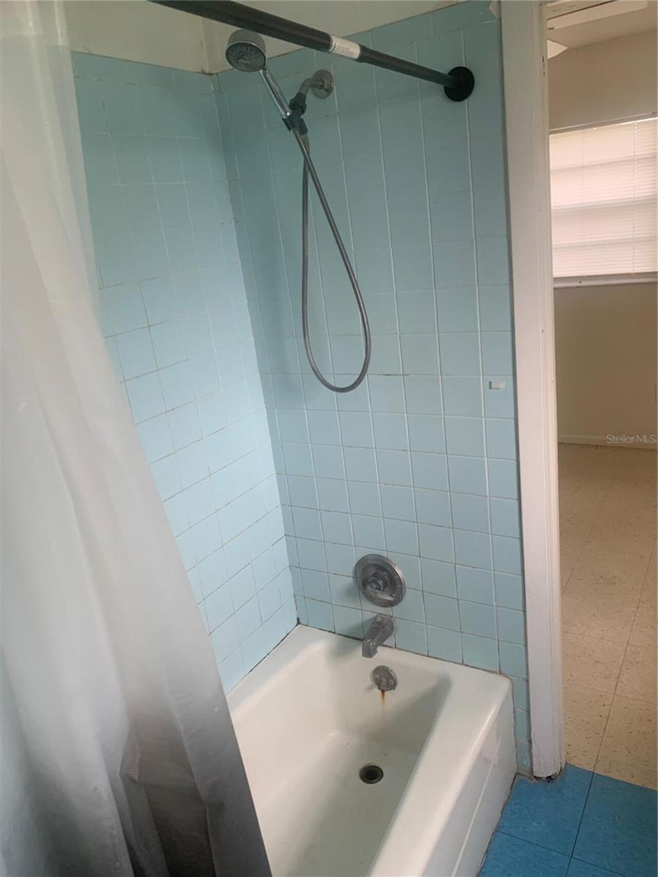 Listing Photo 14