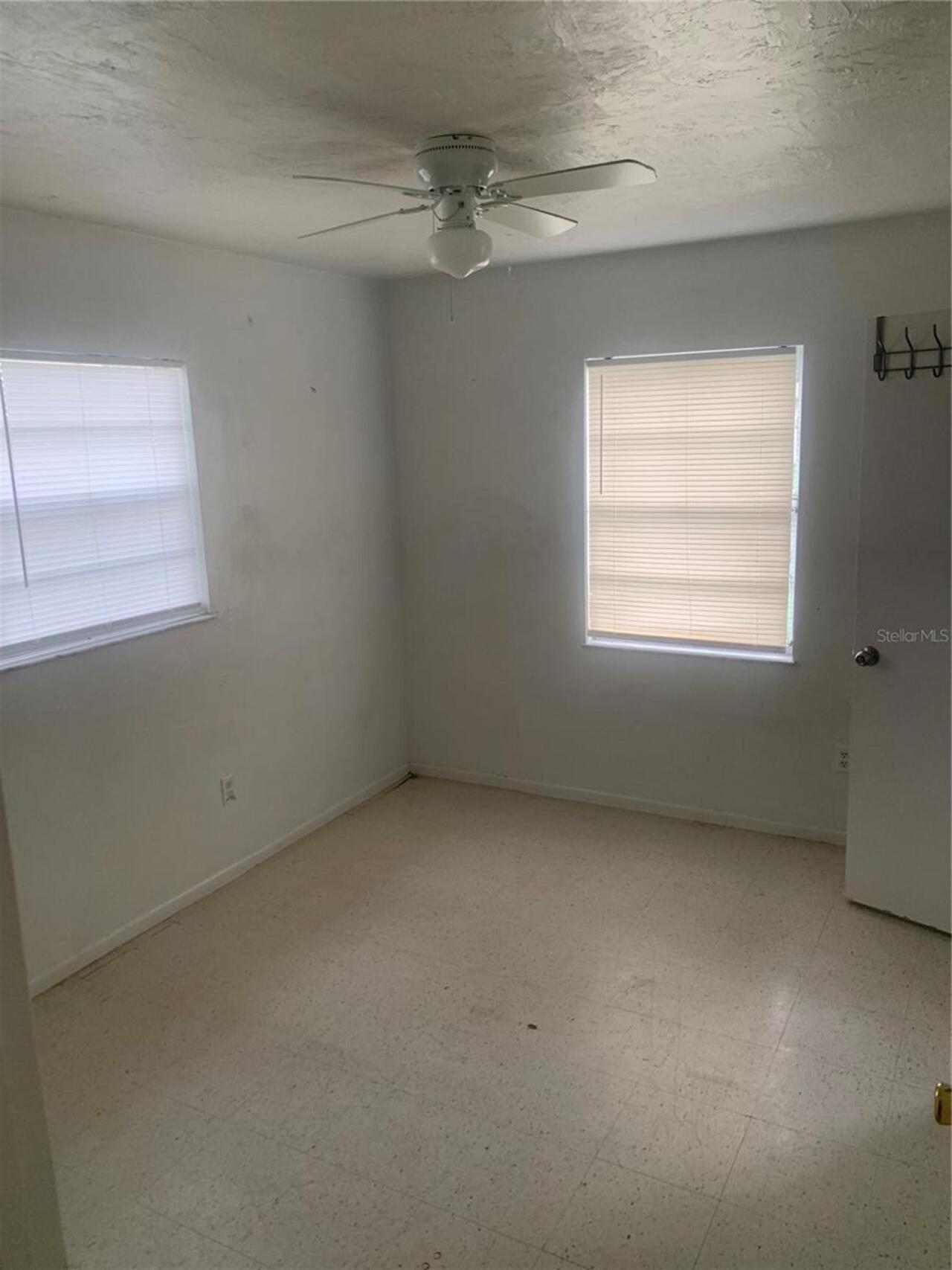 Listing Photo 16