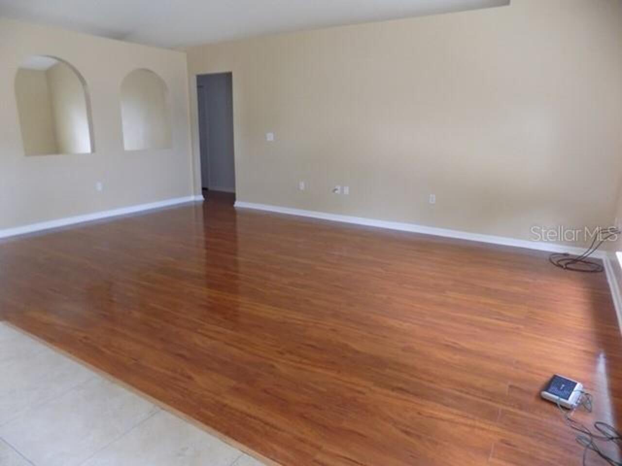 Listing Photo 9