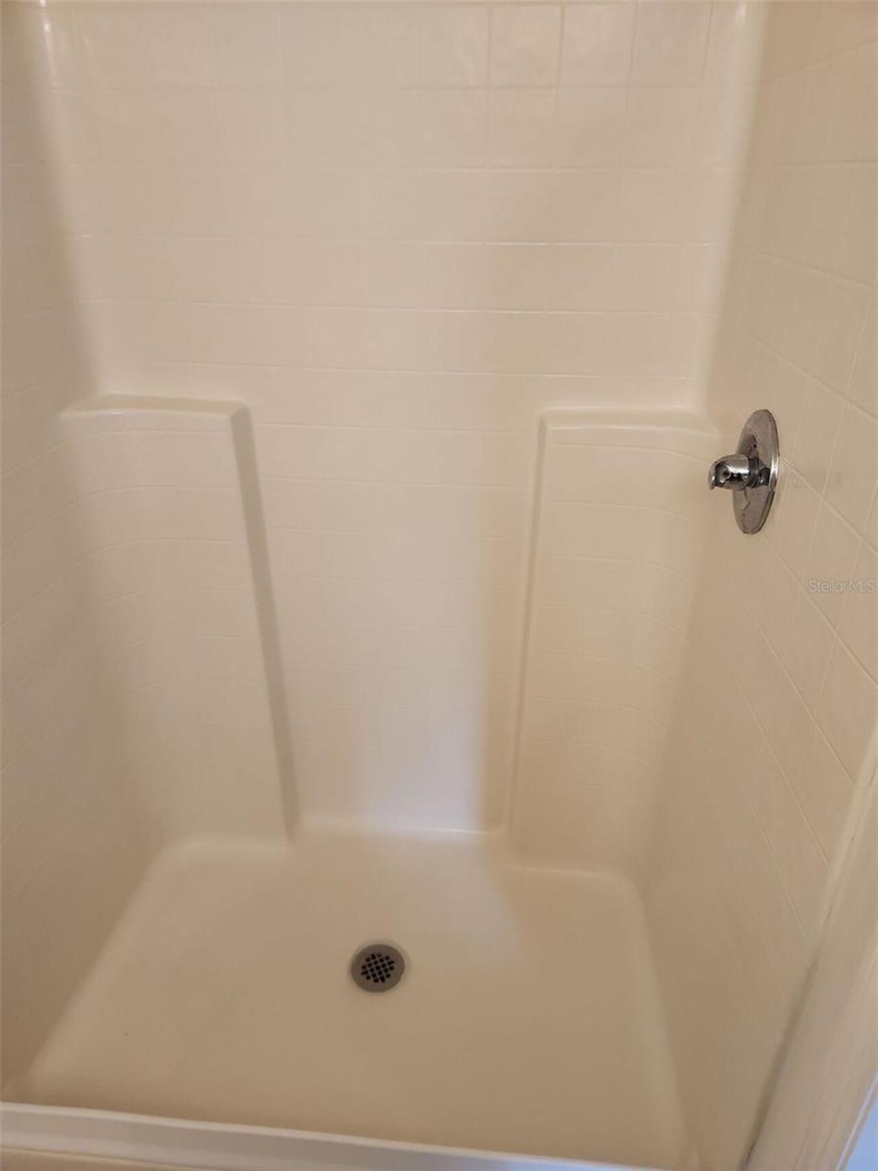 Listing Photo 14