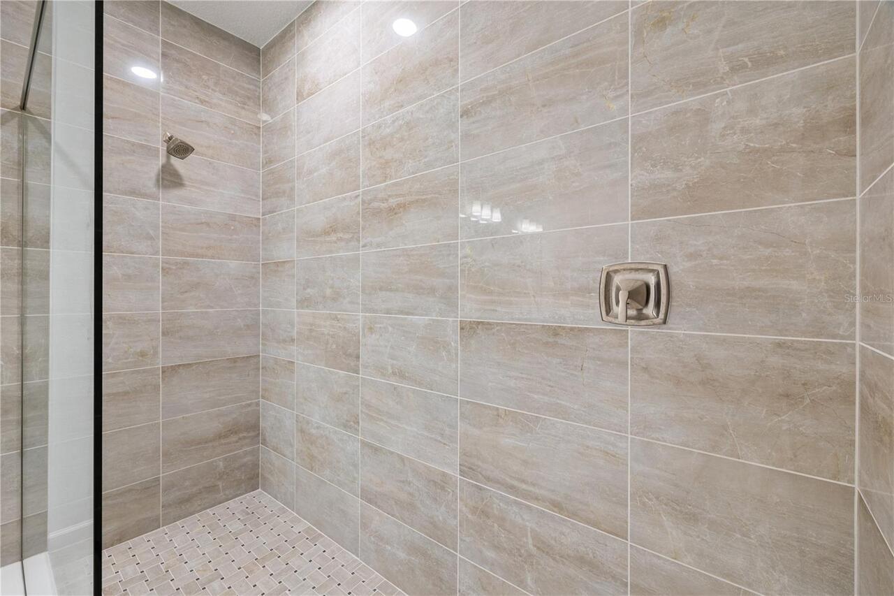 Listing Photo 41