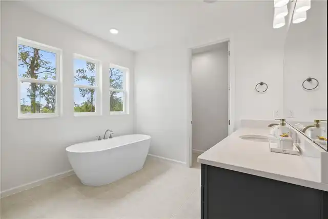 Listing Photo 54