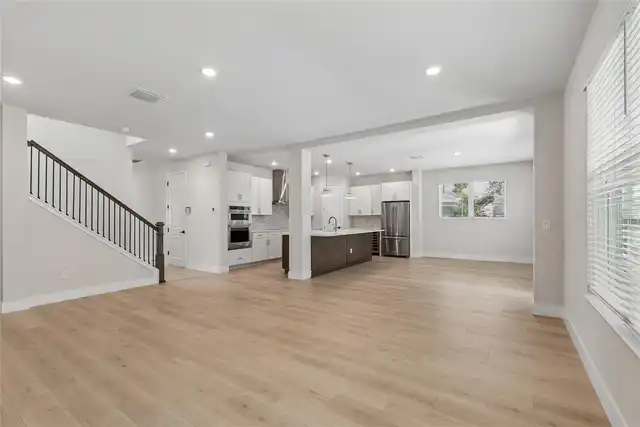 Listing Photo 13
