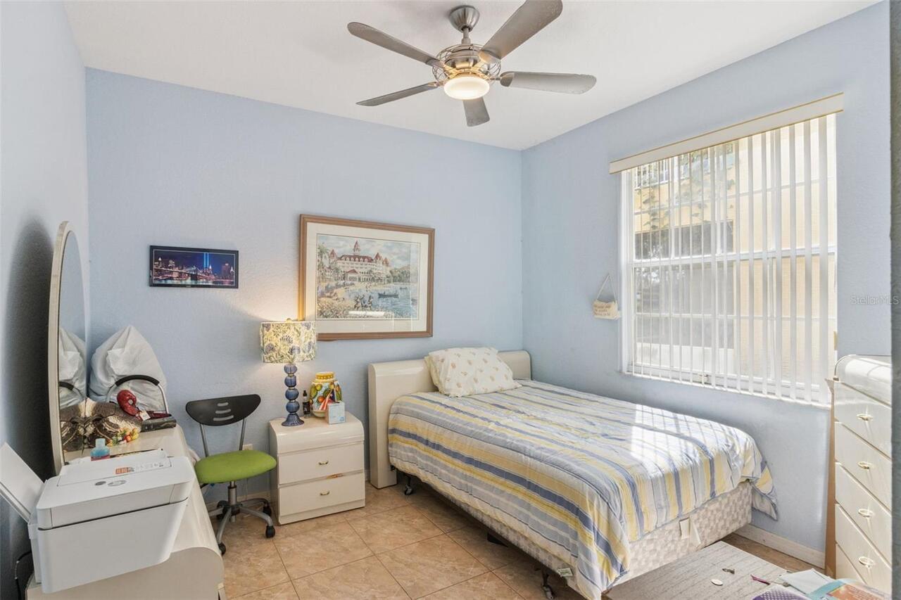 Listing Photo 12