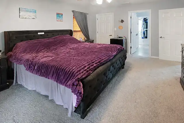Listing Photo 8