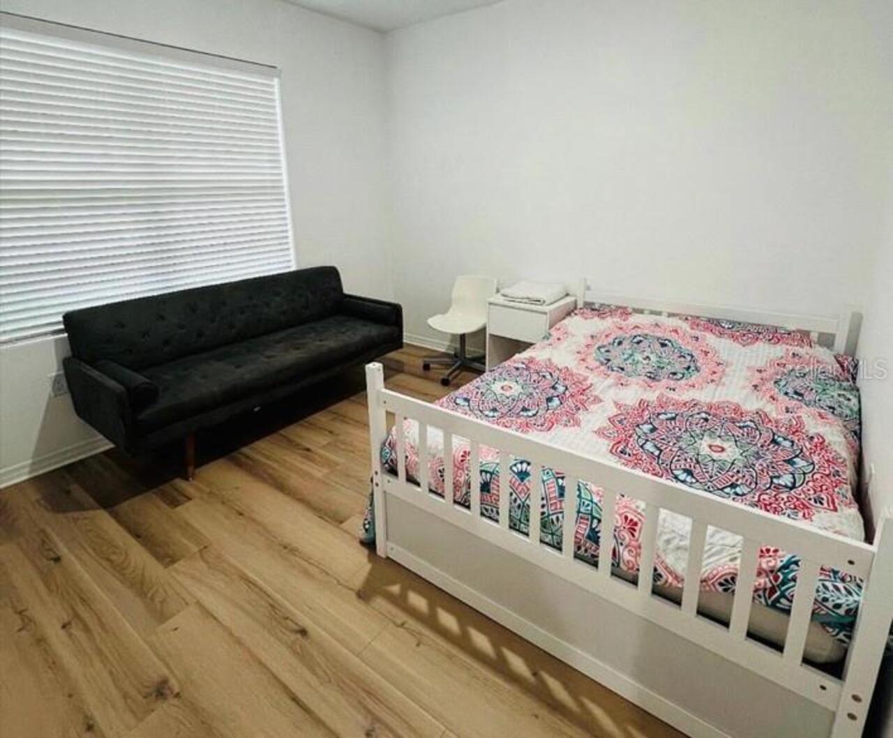 Listing Photo 7