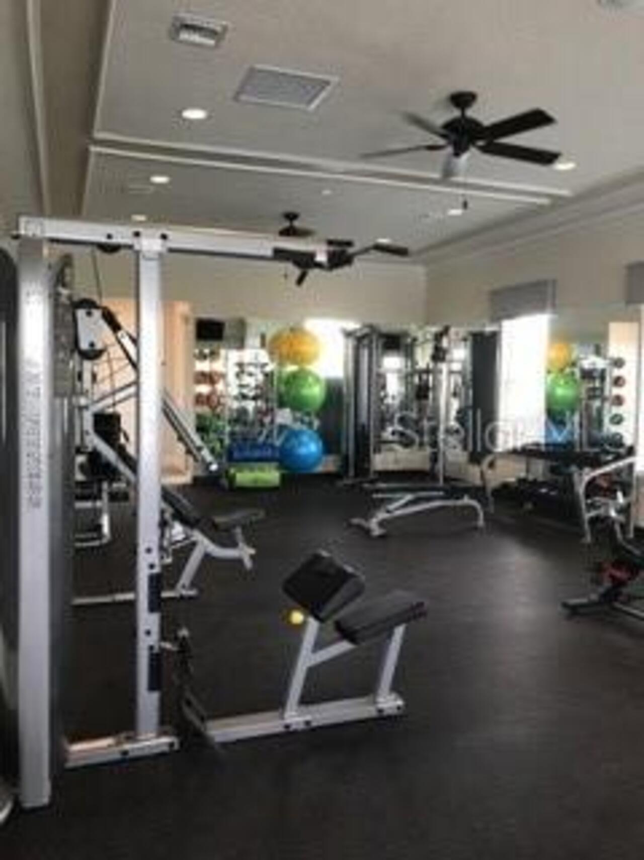 Listing Photo 11