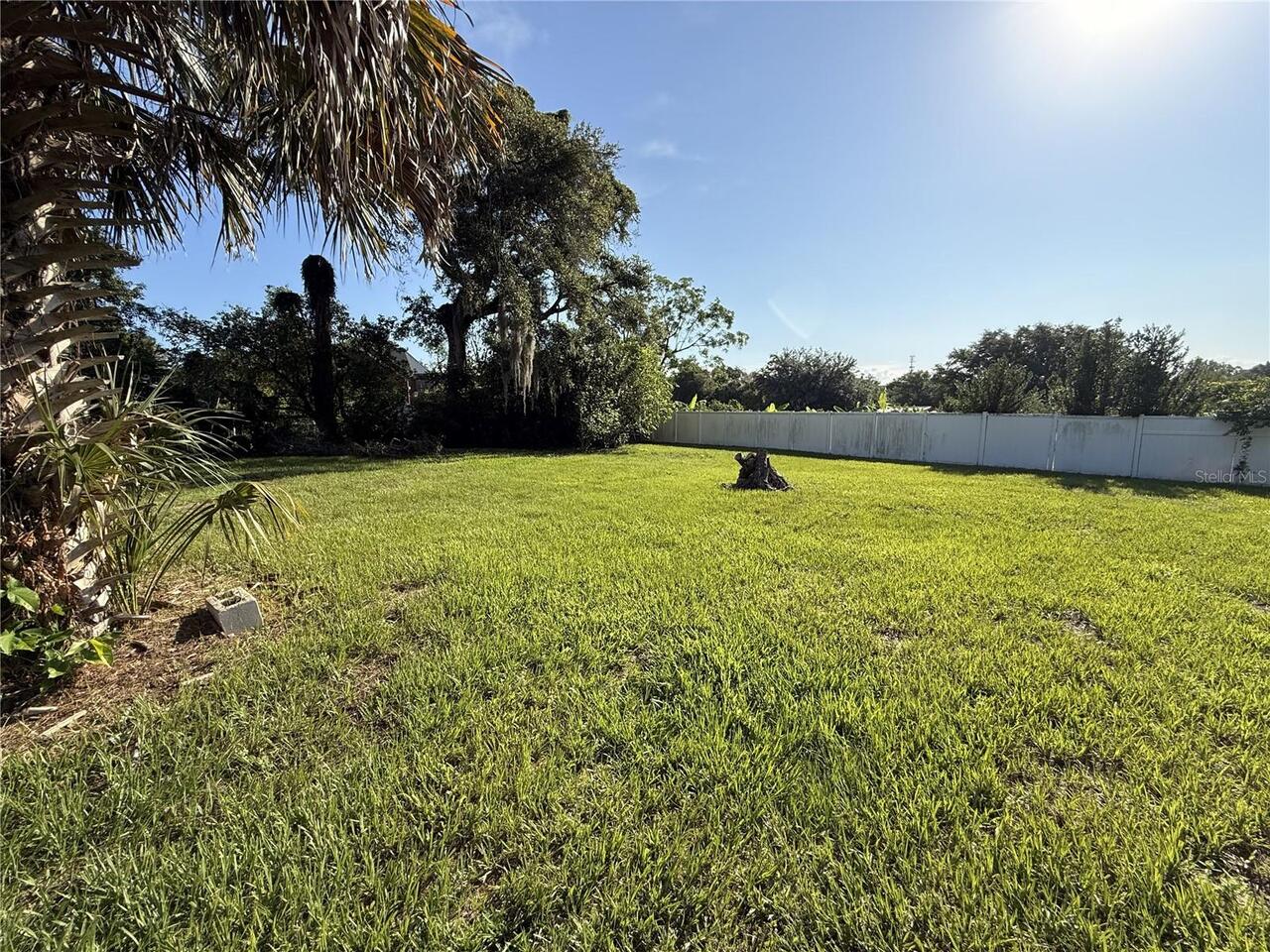Listing Photo 10