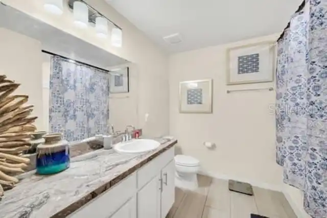 Listing Photo 10