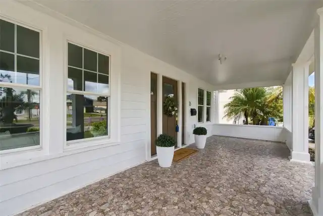 Listing Photo 8