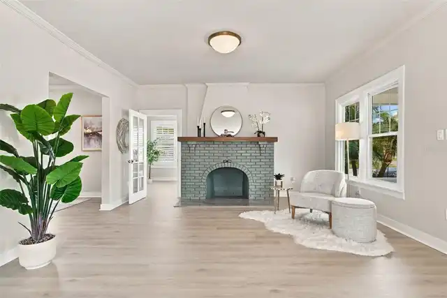 Listing Photo 15