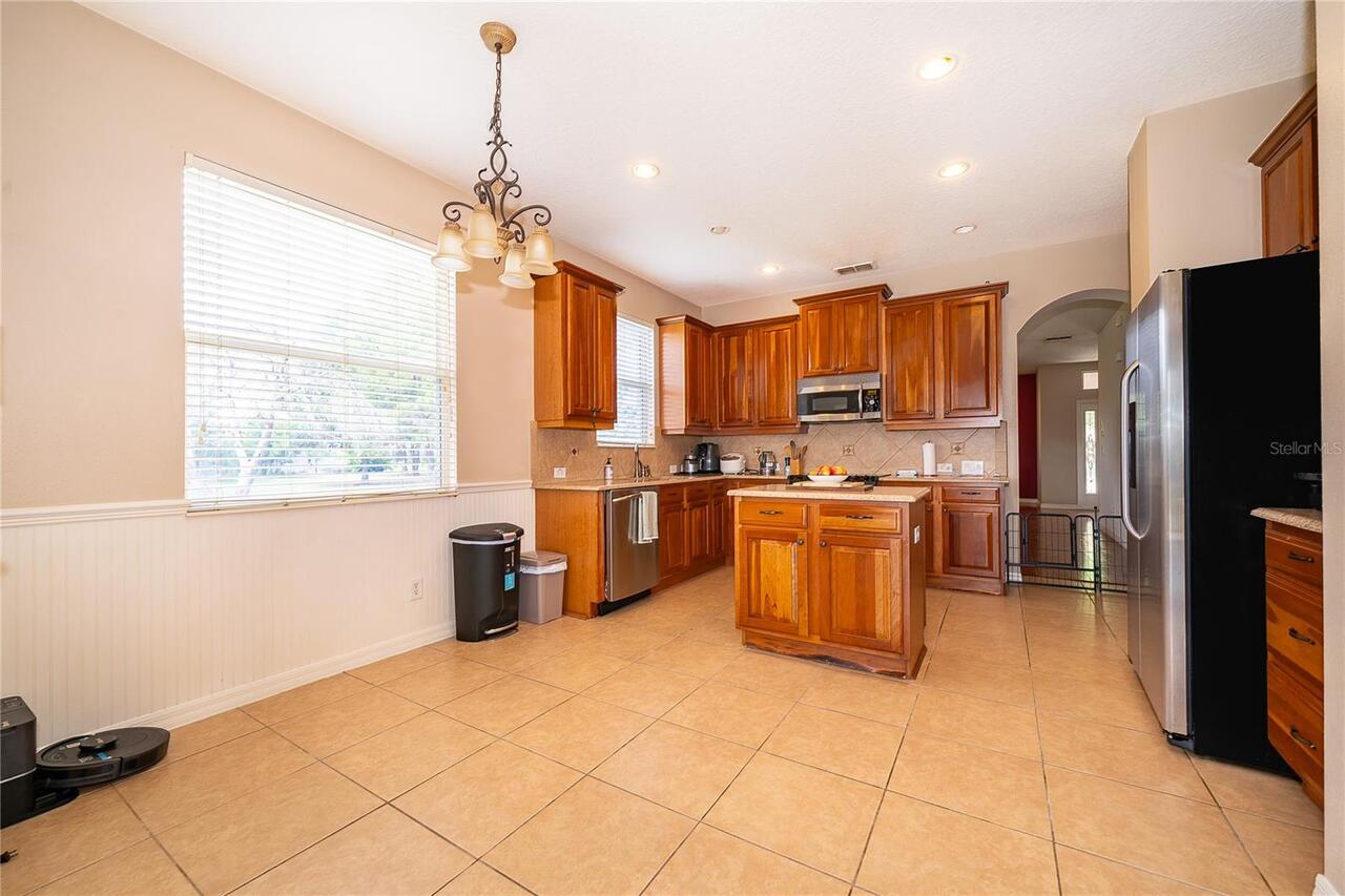 Listing Photo 9