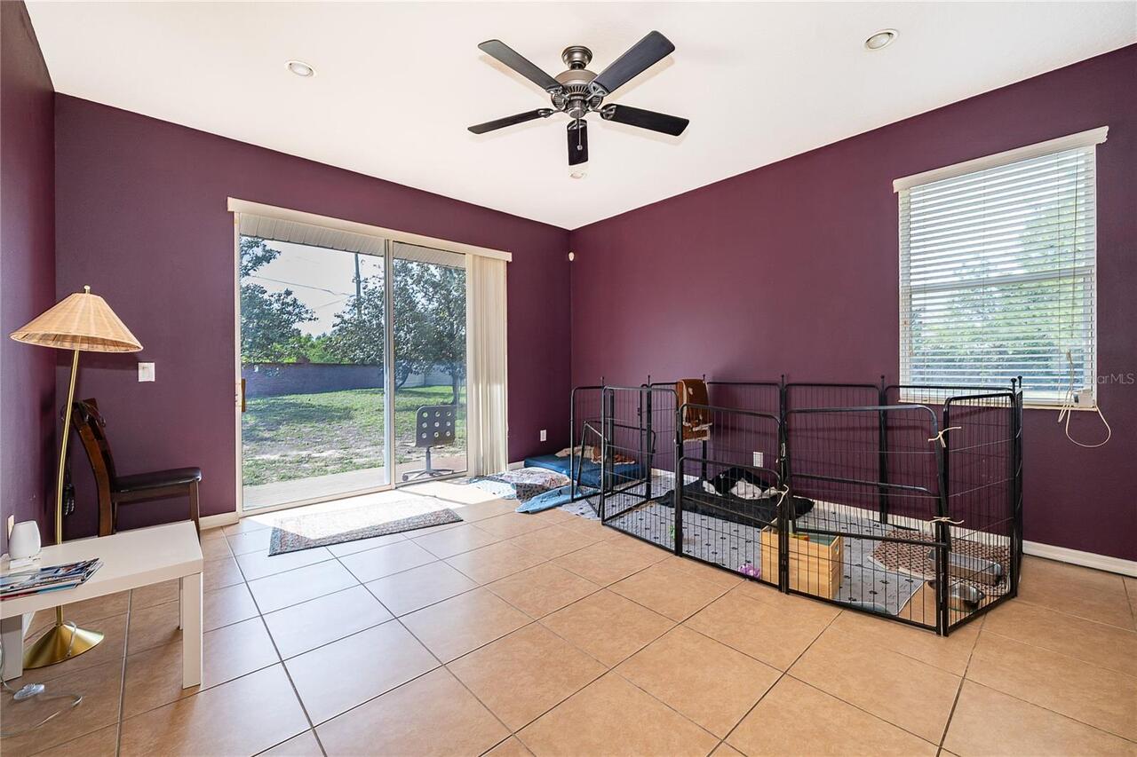 Listing Photo 12