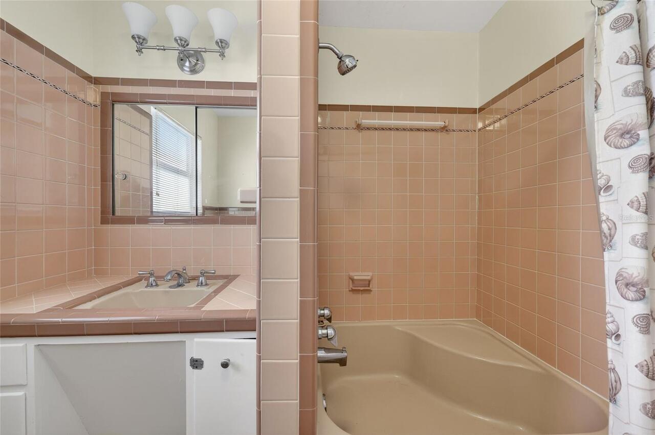 Listing Photo 22