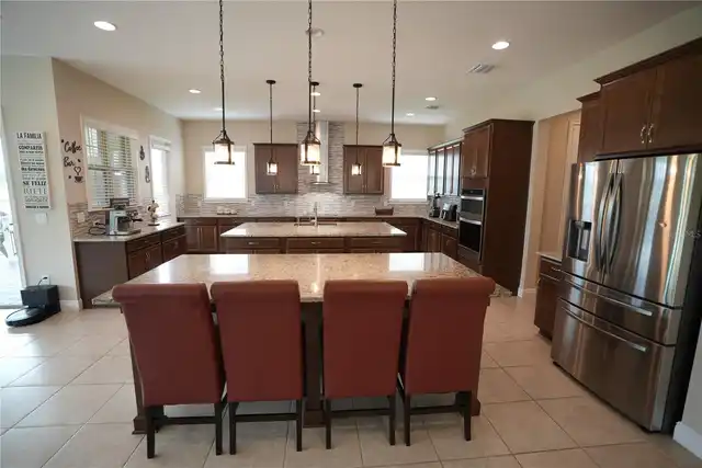Listing Photo 18