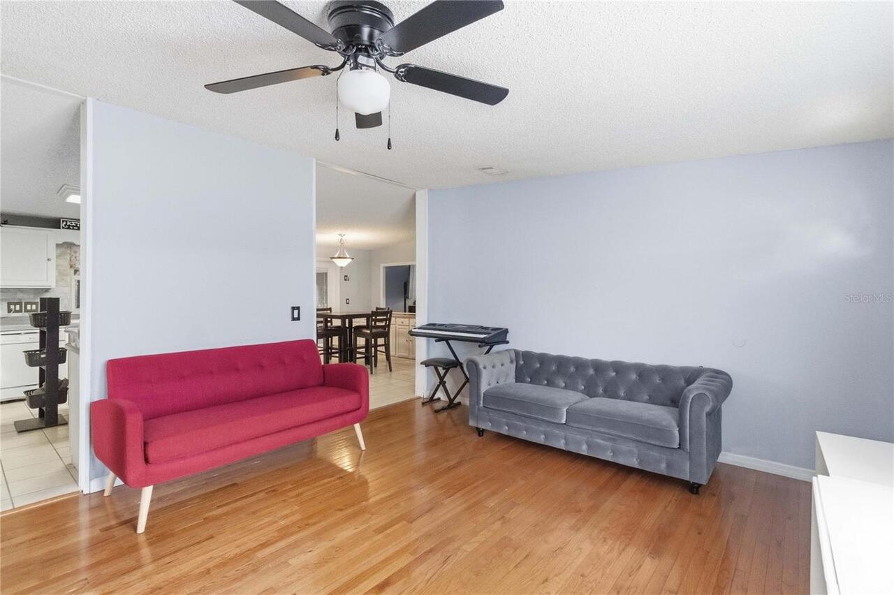 Listing Photo 9