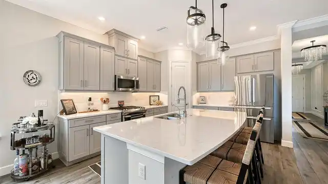 Listing Photo 19